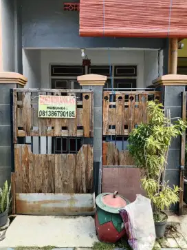 Rumah di kontrakan