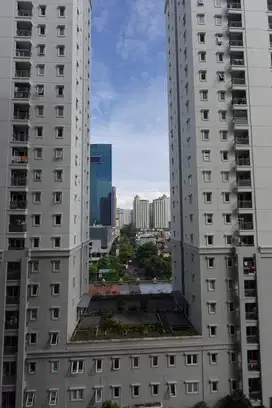 DIJUAL GRAND PALACE KEMAYORAN 3 BR