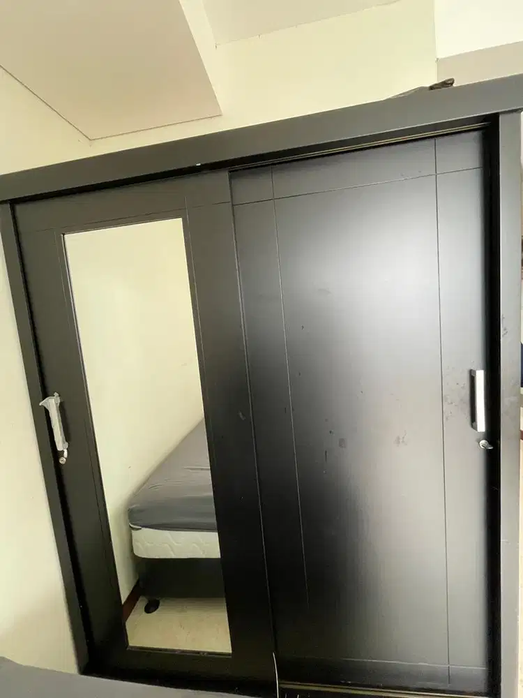 Lemari Baju Sliding Door - Second