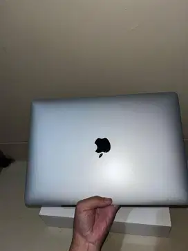 Jual Macbook Air M1 2020