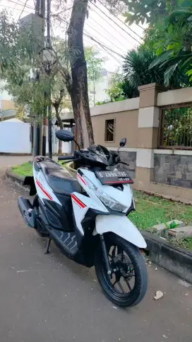 Bissmillah dijual motor Honda Vario LED old 125cc 2017