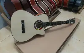 Gitar Akustik String Pemula