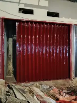 Folding gate rolling door
