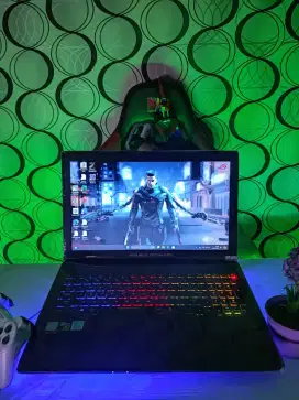 [RAM 16GB] Laptop Gaming Desain Asus ROG STRIX Core i7-7700HQ Ram 16Gb