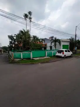 DIJUAL TANAH BONUS RUMAH JALAN LEBAR DEKAT PAMULARSIH SEMARANG BARAT