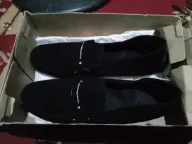 Sepatu Slip On Casual