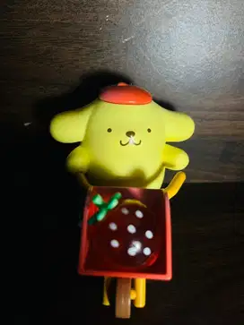 Sanrio stawberry farm Pompompurin