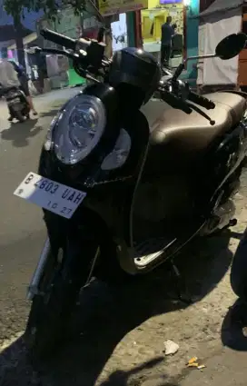 SCOOPY PRESTIGE BLACK 2022 KEYLESS KOMPLIT PJK PANJANG TGN PERTAMA