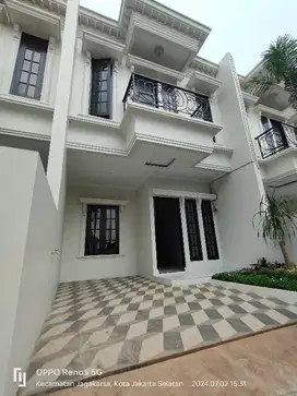 RUMAH BARU DALAM TWONHOUSE JAGAKARSA JAKARTA SELATAN