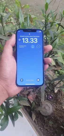 iPhone 12 64 GB normal lecet pemakaian