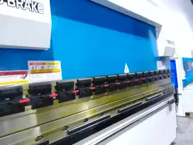 Mesin bending/tekuk plat
