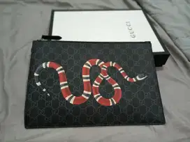 TURUN HARGA!! GUCCI Clutch GG Supreme Snake Motif - Black