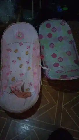 Kursi mandi bayi ( beli 1 gratis 1 )