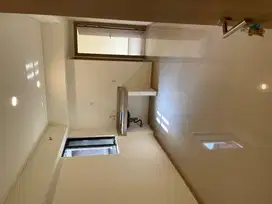 Apartemen Meikarta Lokasi atas AOS Tower Redford 2BR Lt 27