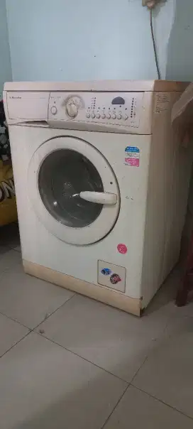 Mesin Cuci Electrolux bekas