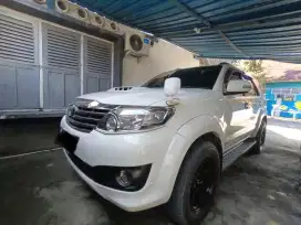 Jual Fortuner VNT diesel Matic 2013