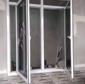 Jendela kaca alumunium