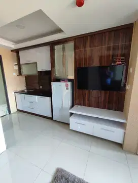 dijual 2 bed room furnished siap huni bagus lantai rendah