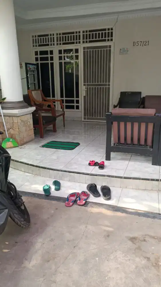 Lowongan Kerja Pengasuh Anak