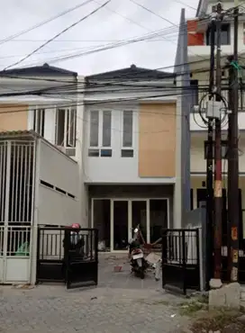 Dijual Ruko 2 Lantai  Tambak Medokan Ayu