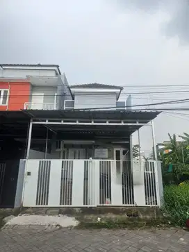 Dijual Rumah Tambak Medokan Ayu Hadap Timur