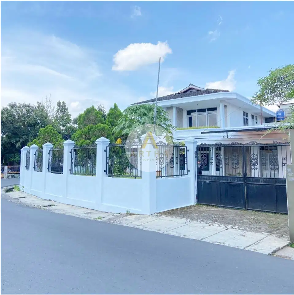 dijual rumah mewah luas mainroad cipedes tasikmalaya tasik