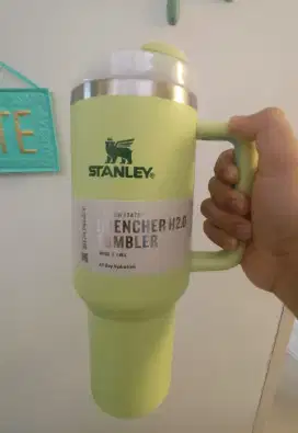 Dijual STANLEY Quencher H2.0 Tumbler 40 OZ Original