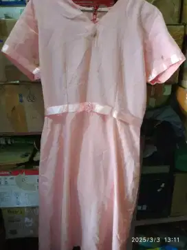 Disedekahkan Gratis Baju