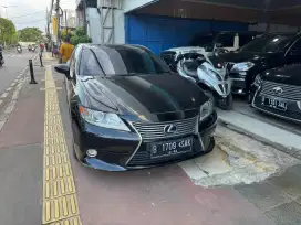 Lexus ES300h th 2014 AT siap pakai