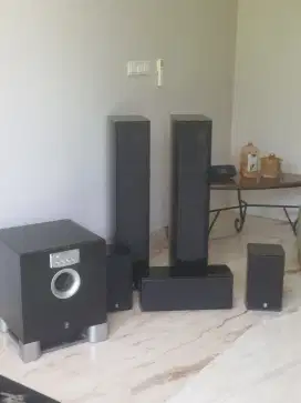 1 set speaker Yamaha 5.1 dan Subwoofer