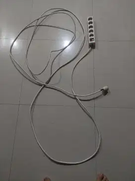 Kabel Ekstension Steker Panjang Kabel 5 lobang Eterna 6 M