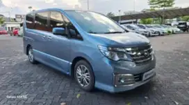 Nissan Serena 2.0 Highway Star Panoramic Bensin-AT 2016 Biru SKN