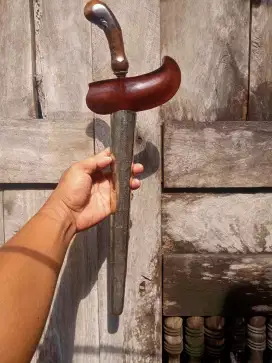 Keris jaran goyang