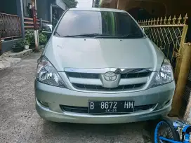 Jual Toyota kijang Innova V 2005 pjk hidup nego tipis