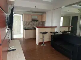 MURAH SAJA DISEWAKAN TIPE 2 BR, FULL FURNISHED, APARTEMEN TENGAH KOTA