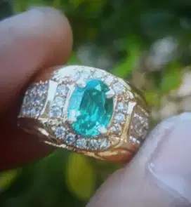 Batu Zamrud Columbia Origin