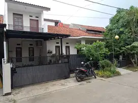 Dijual rumah siap huni komplek Arcamanik Endah Bandung lingkungan OKE