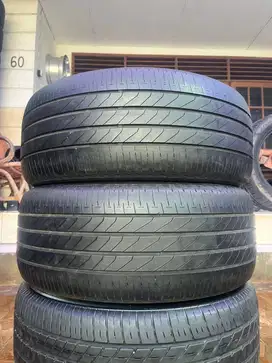 Ban Bridgestone Turanza T005a 235 50 r18 2pcs