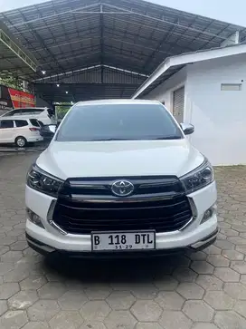 INNOVA VENTURER MATIC DIESEL 2019