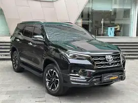 100% ORISINIL & LOW KM ! TOYOTA FORTUNER 2.8 VRZ GR DIESEL NIK 2022