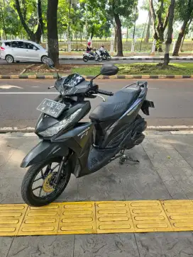 DIJUAL CASH HONDA VARIO 150 OLD THN 2015 PAJAK IDUP SIAP PAKAI