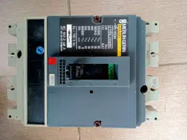 BREAKER 3P 160A