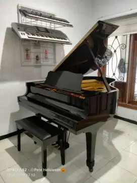 Yamaha grand piano C3 seri B