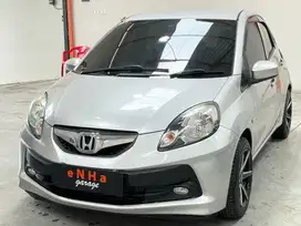 Dp 9jt.. Honda BRIO E Satya 1.2 M/T 2015.. eNHa garage Semarang..