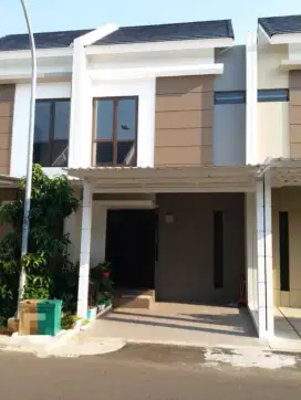 Rumah Murah Dekat Mall di Cluster Olive, Summarecon Bekasi