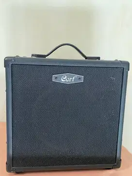 Ampli Bass Cort CM20B