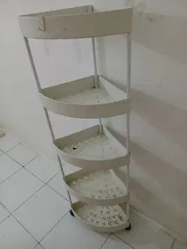 Rak serba guna minimalis