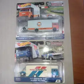 Hotwheels premium ban karet seru transport porsche gulf dan datsun bre