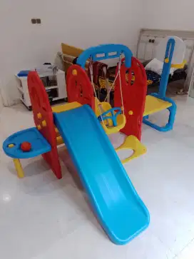 Dolu 7 in 1 Play Ground Swing Slide Basket Water Table