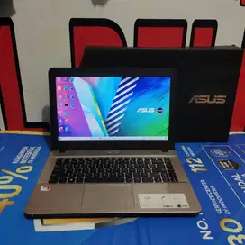 Laptop Asus Vivobook X441B AMD A9-9425 Radeon R5 Mulus